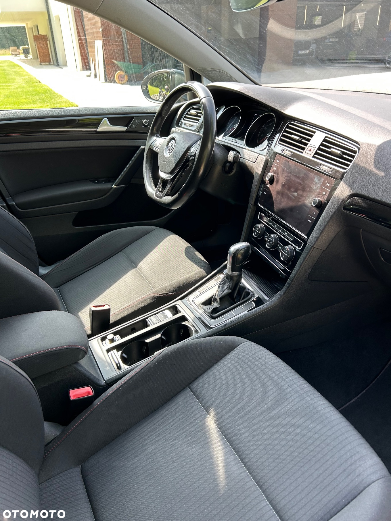 Volkswagen Golf - 15