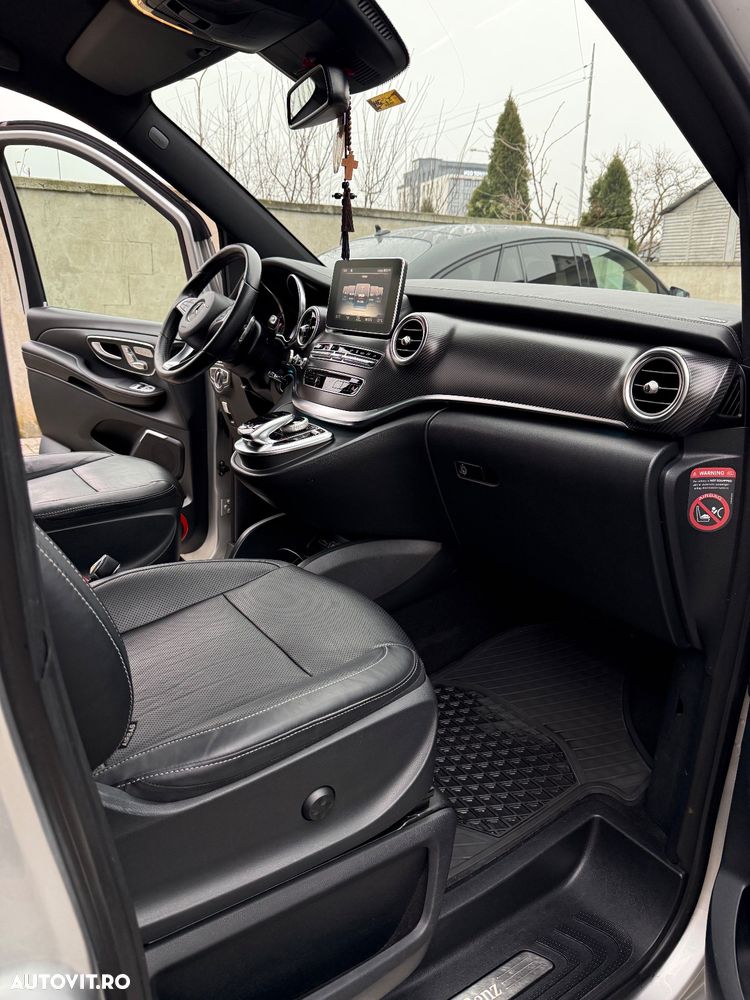 Mercedes-Benz V - 10