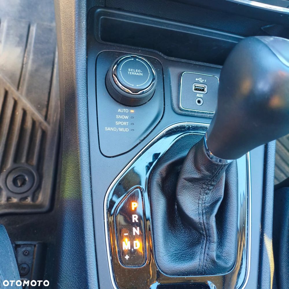 Jeep Cherokee 2.0 GME Active Drive I Limited - 13