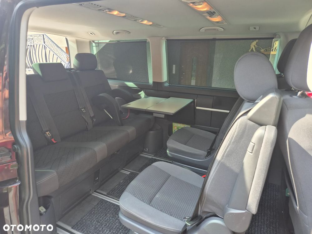 Volkswagen Multivan - 16