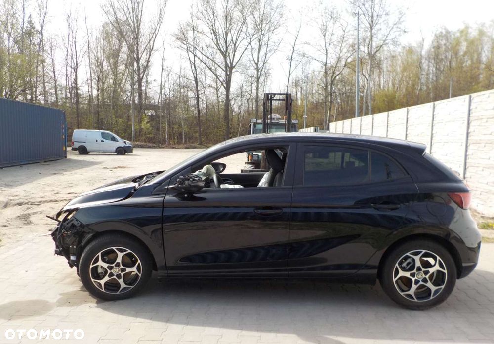 MG MG3 - 9