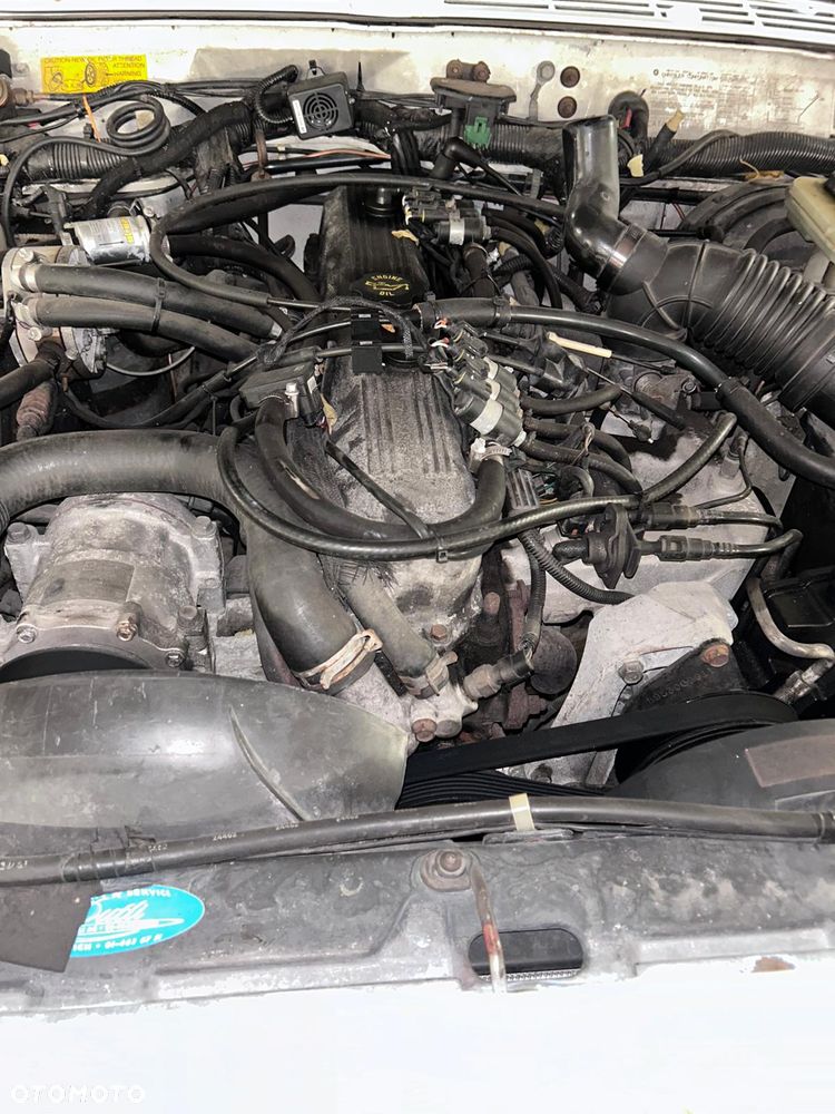 Jeep Cherokee 4.0 Limited - 23