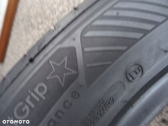 225/55/R17 97W Goodyaer Efficient Grip Performance - 8