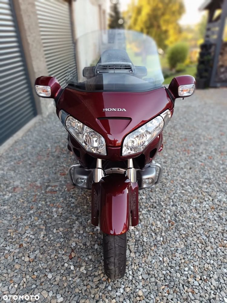 Honda GL - 9