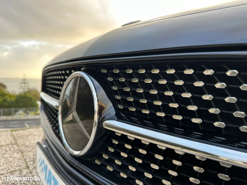 Mercedes-Benz E 220 d 9G-TRONIC AMG Line - 20