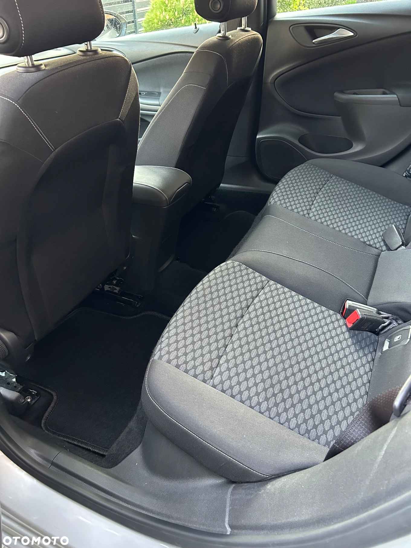 Opel Astra V 1.5 CDTI Edition S&S - 13