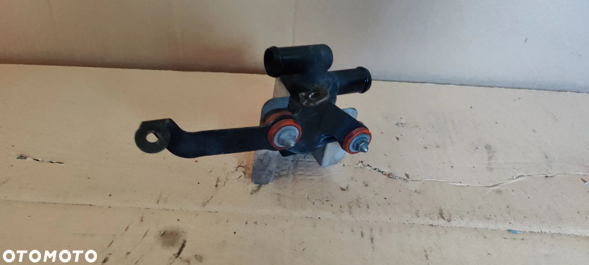 DODATKOWA POMPA WODY AUDI A6 A7 C7 4g0121146 - 3