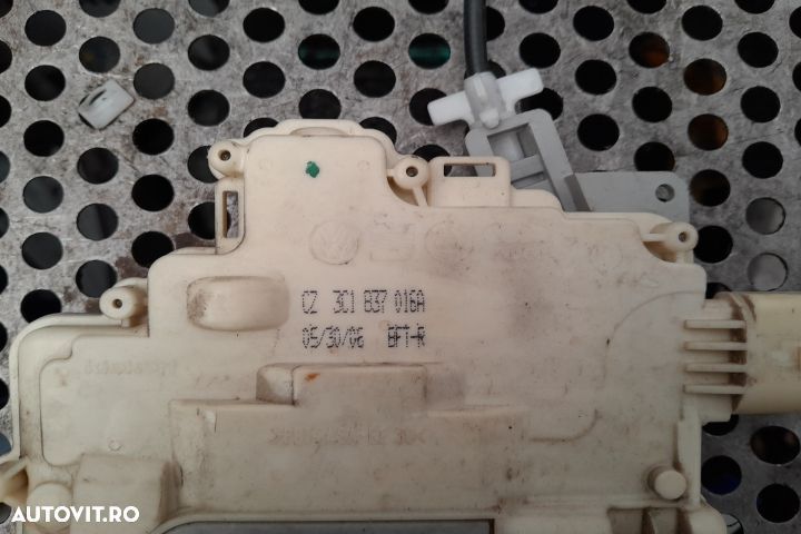 Broasca usa fata dreapta 3C1837016A Volkswagen VW Passat B6 [2005 - 2 - 1