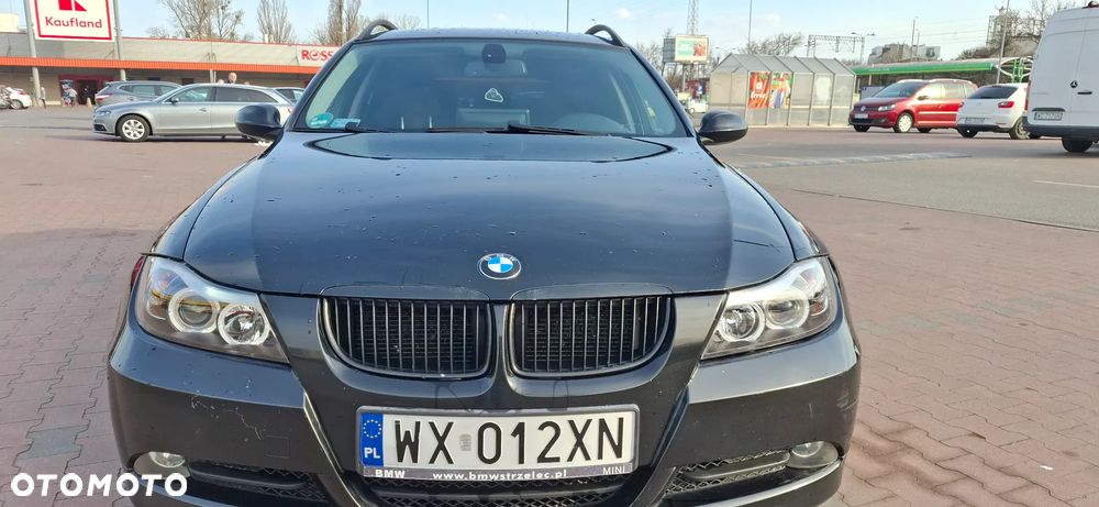 BMW Seria 3 320d - 2