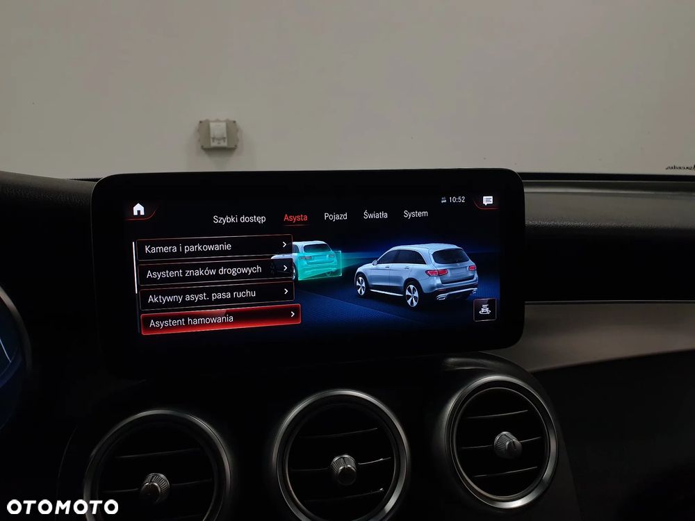 Mercedes-Benz GLC 300 de 4Matic 9G-TRONIC AMG Line Plus - 22