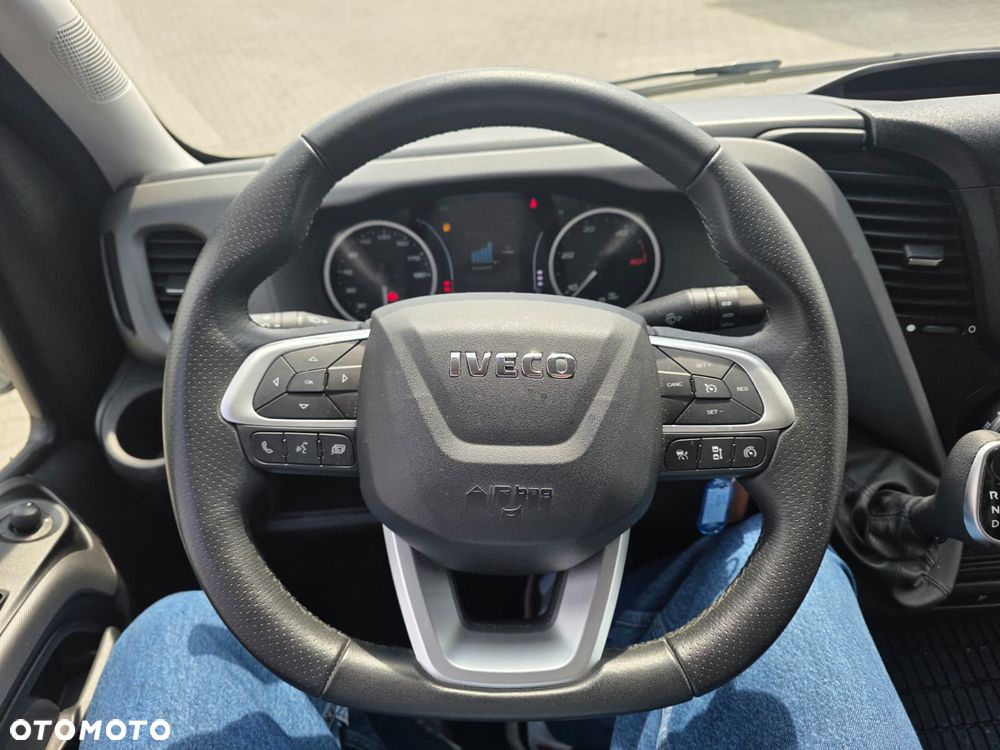 Iveco 35S18A8 Maxi Automat Ledy Tempomat  Krajowy 3l 180KM Hak ! Jak Nowy !!! - 9