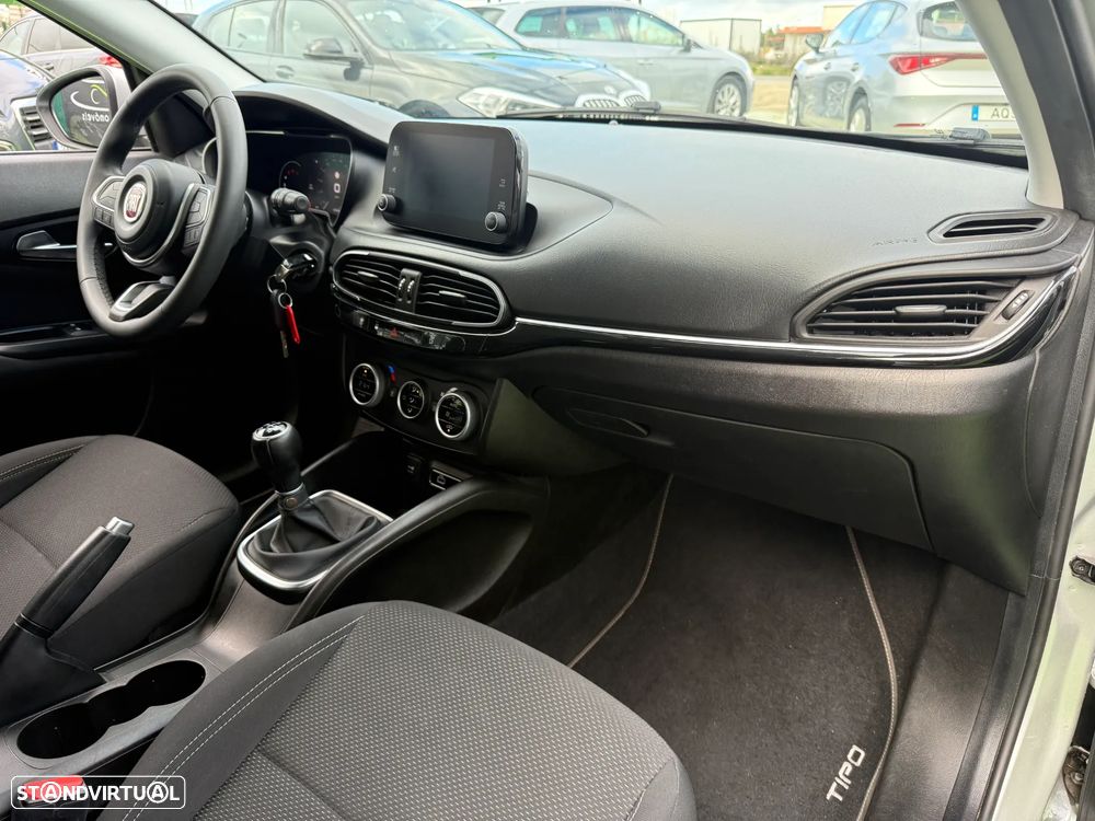 Fiat Tipo Station Wagon 1.3 MultiJet Life - 29