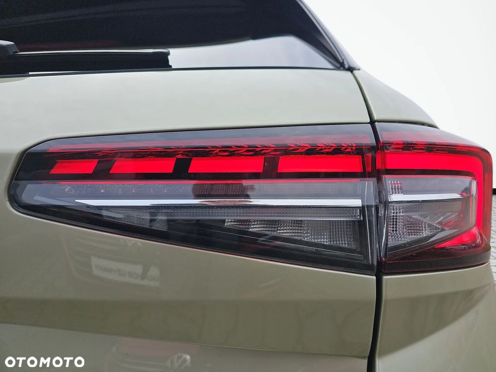 Skoda Superb 2.0 TDI SCR Selection DSG - 13