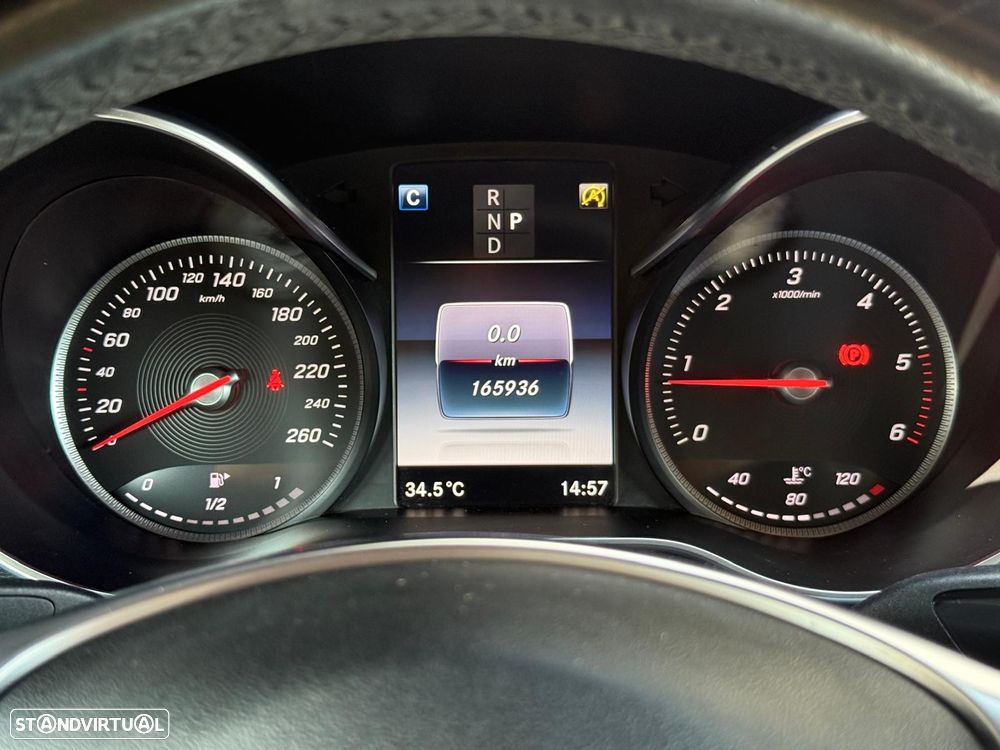 Mercedes-Benz C 220 d Coupe 9G-TRONIC AMG Line - 19