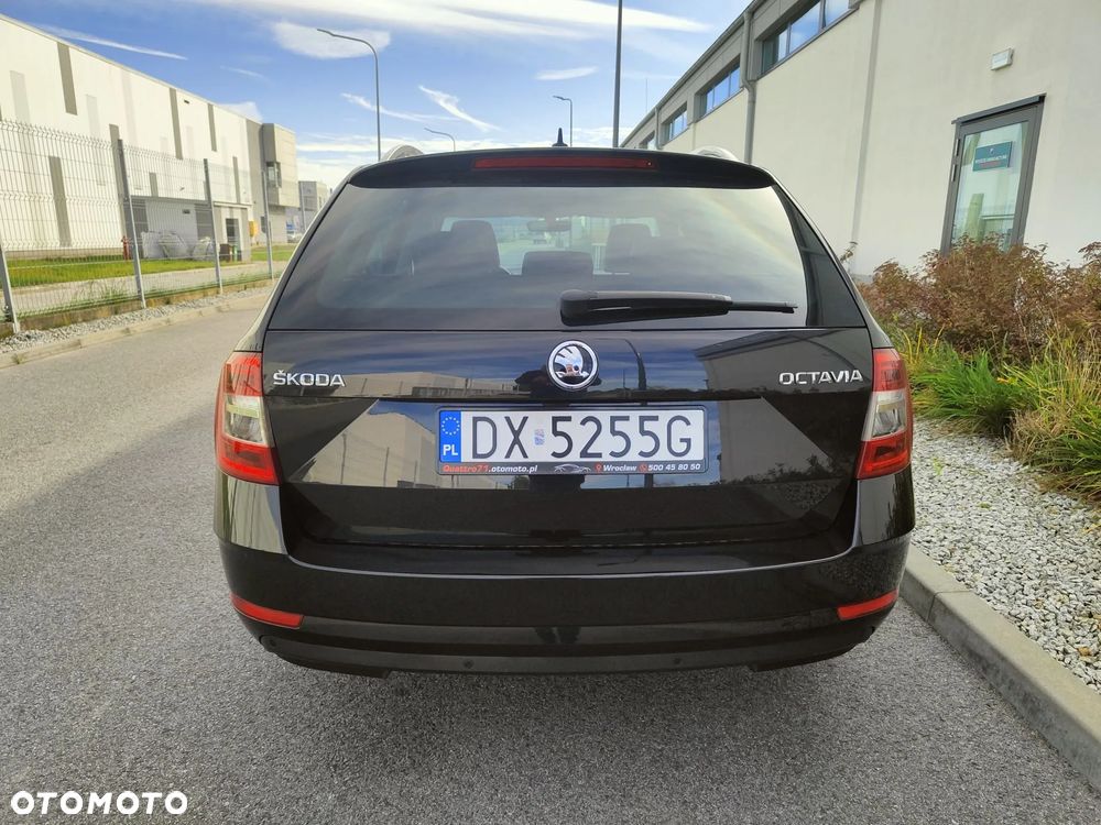 Skoda Octavia 1.6 TDI DSG Premium Edition - 5