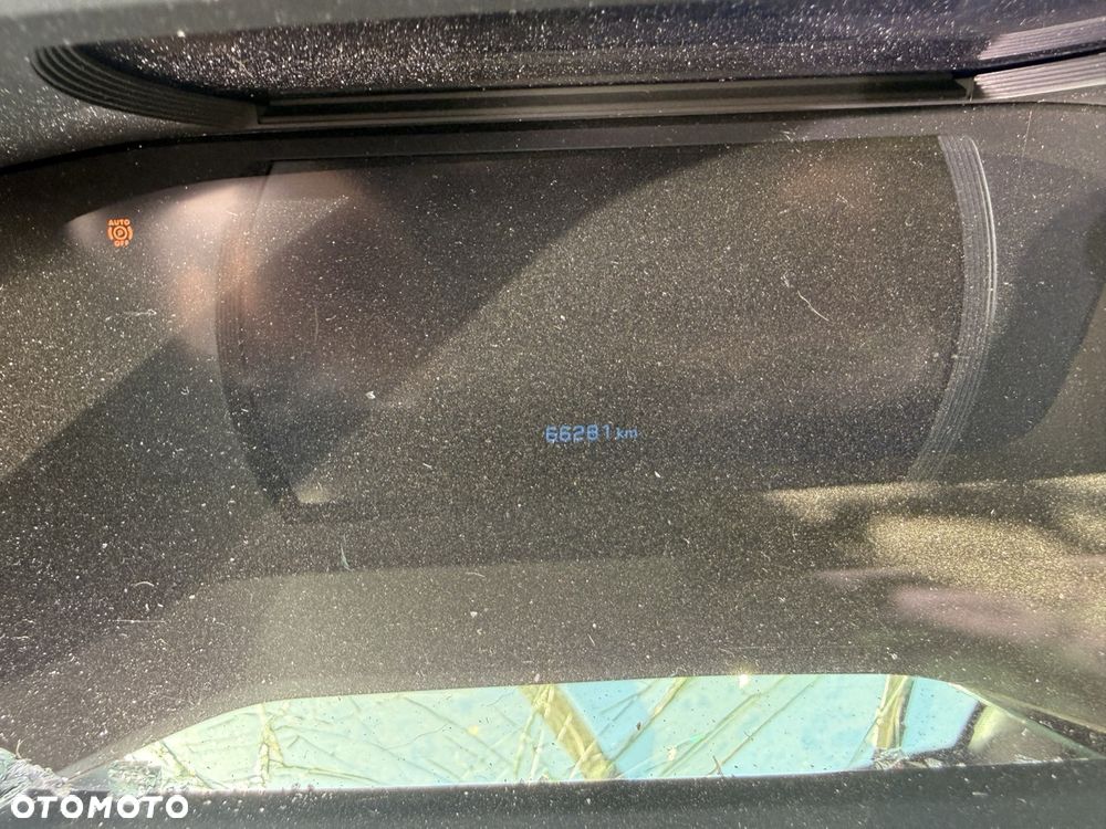 Peugeot 2008 PureTech 130 EAT8 GT - 7