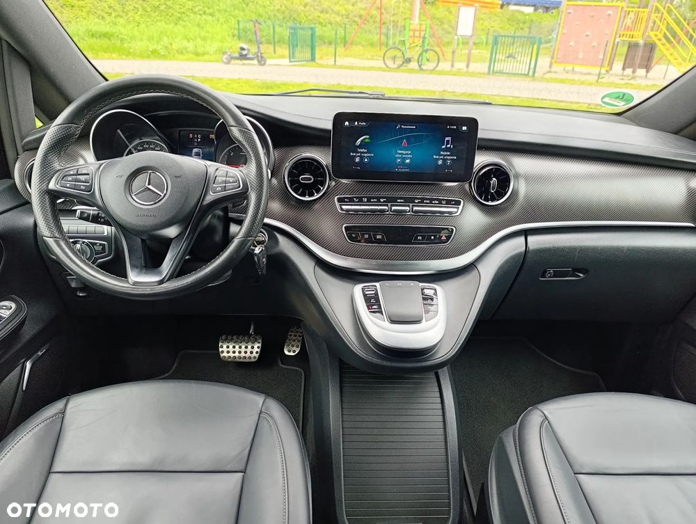 Mercedes-Benz Klasa V 250 d Avantgarde 9G-Tronic - 21