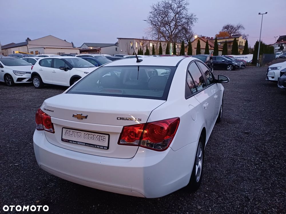 Chevrolet Cruze ver-1-8-ltzplus - 6