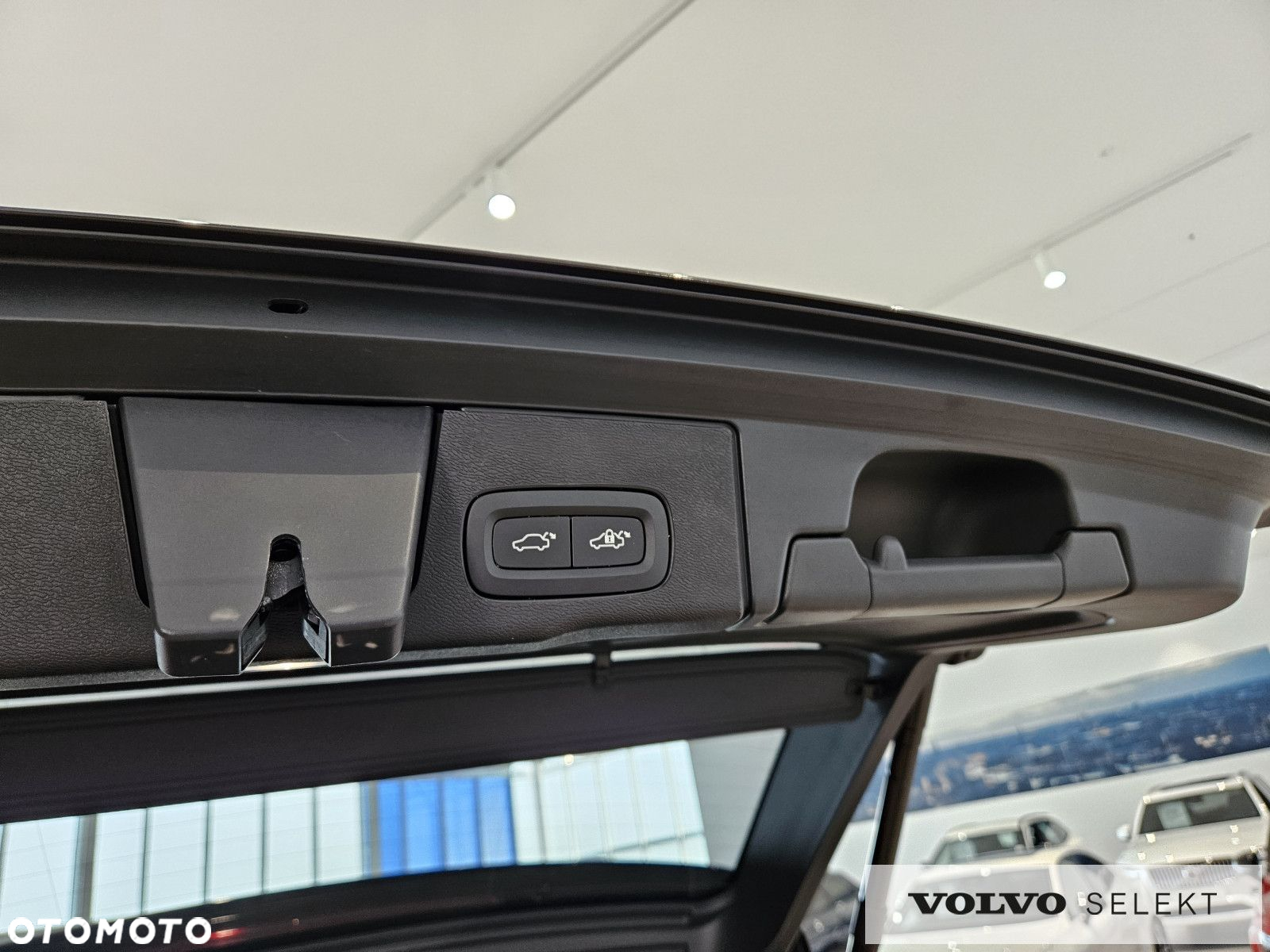 Volvo XC 60 - 30