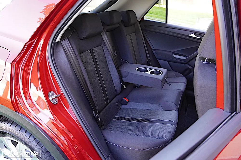 VW T-Roc 1.5 TSI Urban DSG - 22