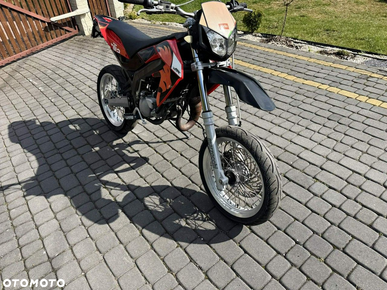 Aprilia RX - 9