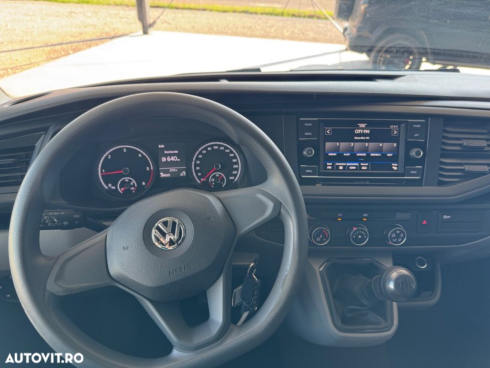 Volkswagen Transporter T6.1 - 22