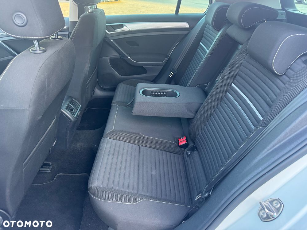 Volkswagen Golf 1.2 TSI BMT Trendline Perfectline - 12