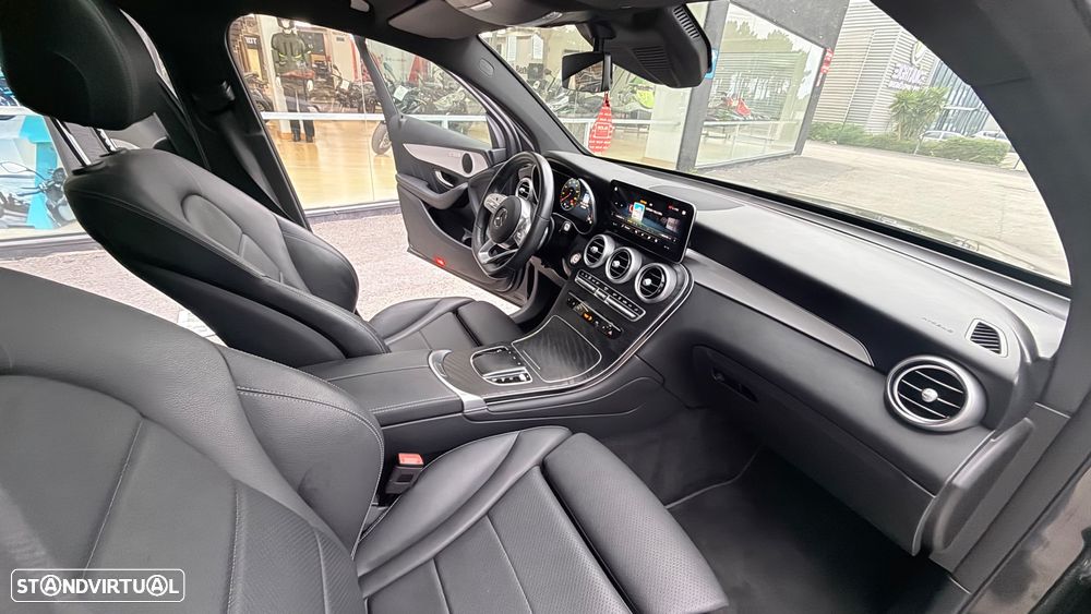 Mercedes-Benz GLC 300 de Coupe 4Matic 9G-TRONIC AMG Line Plus - 19