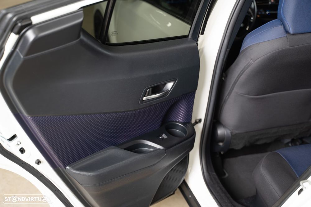 Toyota C-HR 1.8 HSD Exclusive - 33