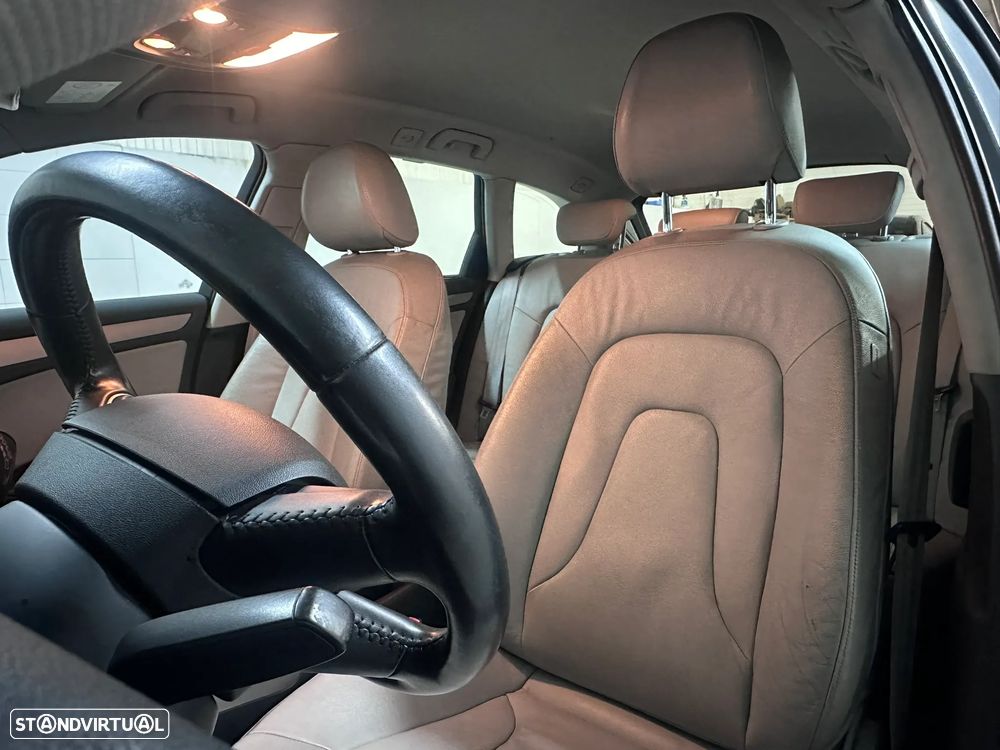 Audi A4 Avant 2.0 TDI Business Line Sport - 9