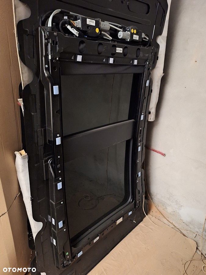 maserati grecale m182 dach kompletny panorama szyberdach glasdach orginal - 3