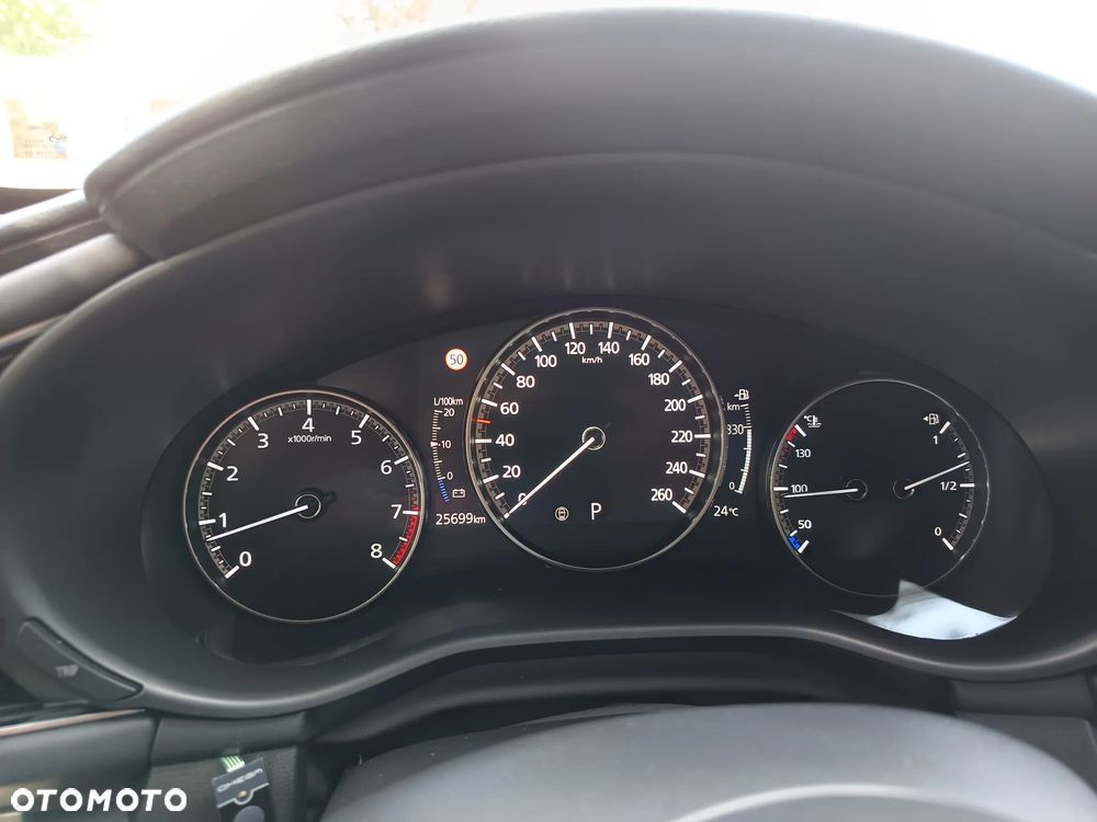 Mazda 3 2.0 mHEV Hikari - 8