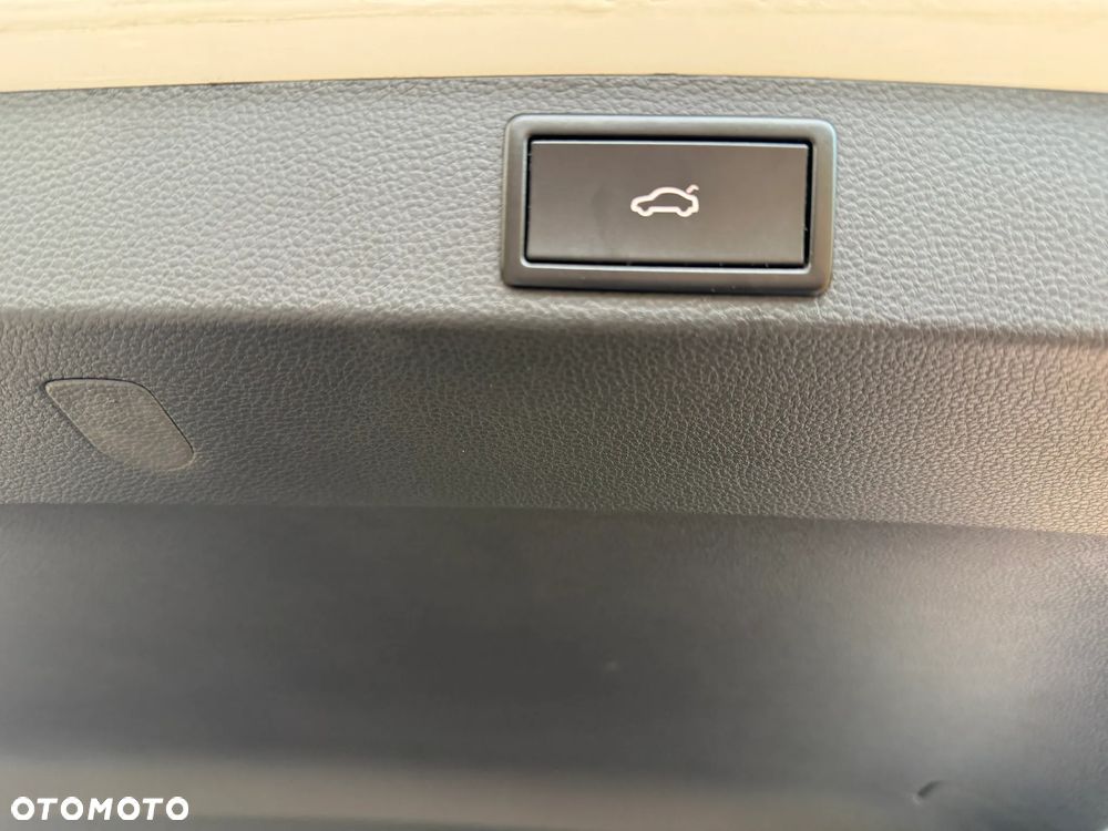 Skoda Karoq 1.5 TSI ACT 4x2 Style DSG - 9