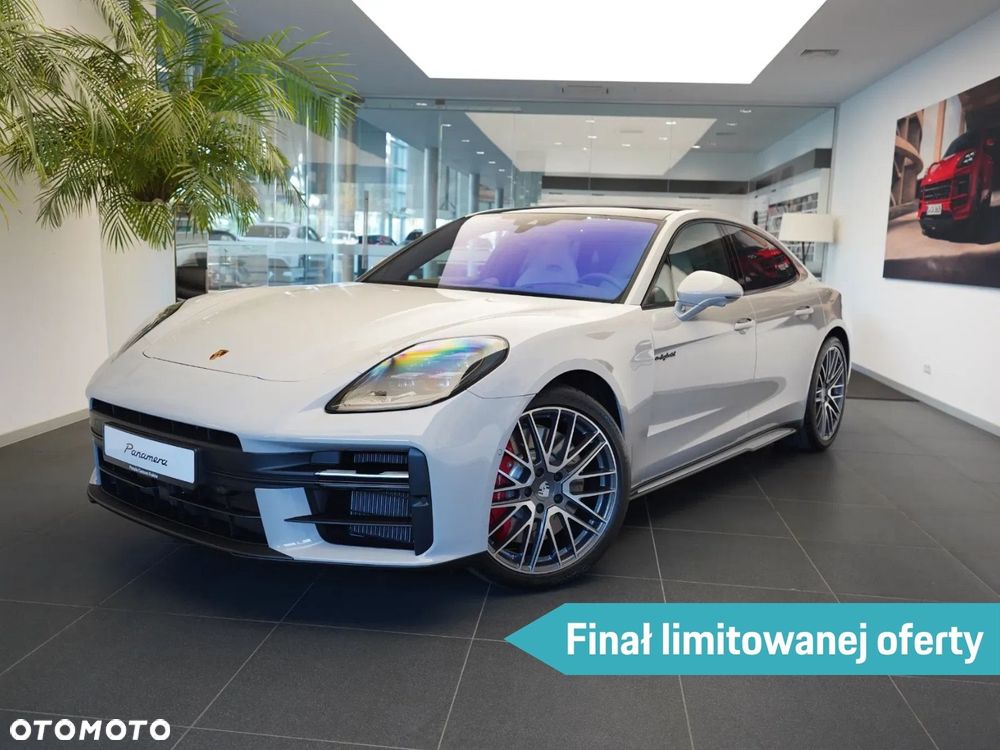 Porsche Panamera - 1