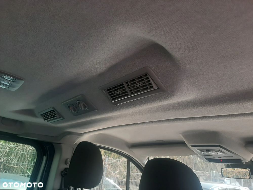 Renault Trafic 2.0 dCi - 18