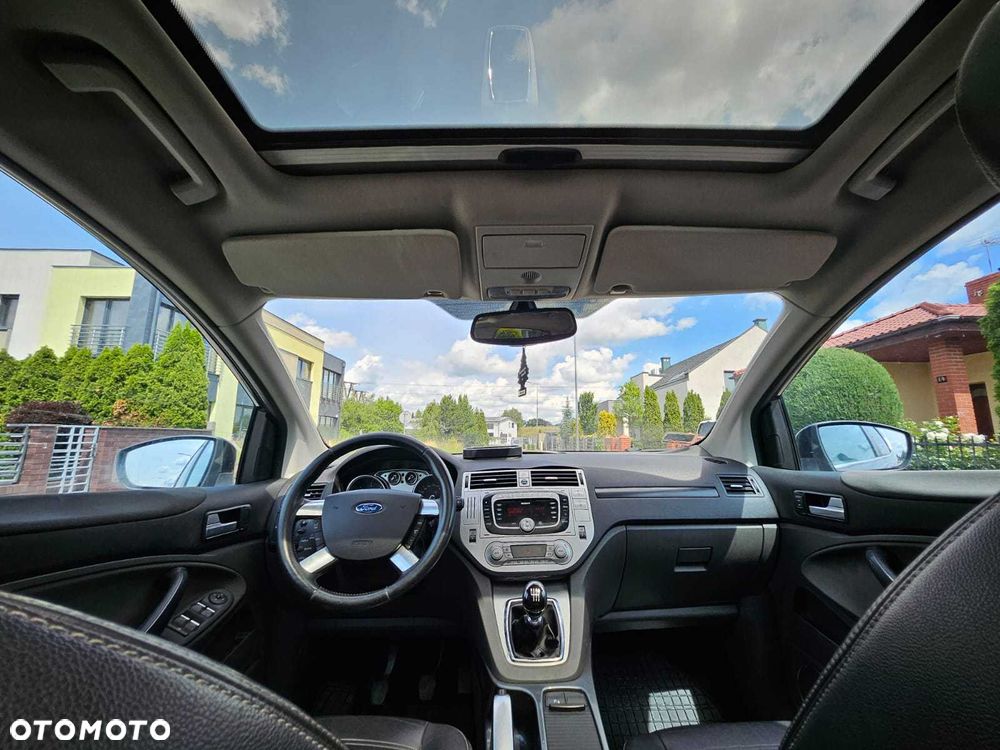 Ford Kuga - 6