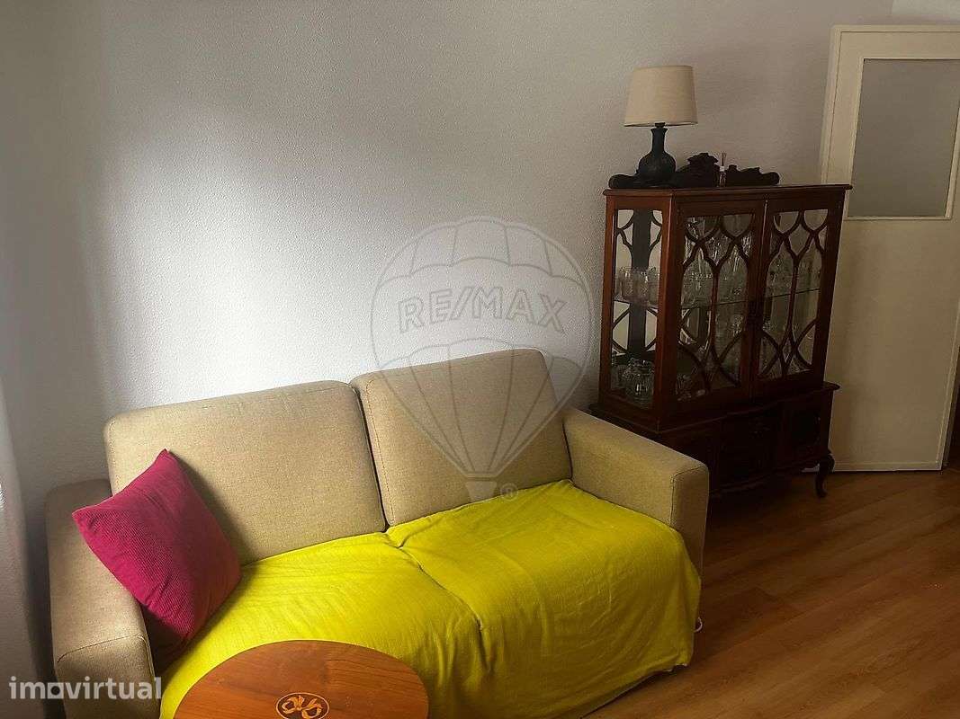 Apartamento T2 para arrendamento - Grande imagem: 2/10