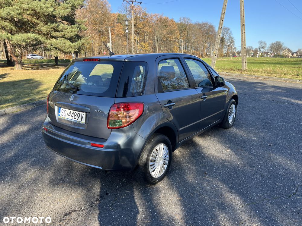 Suzuki SX4 1.6 GLX / Comfort - 10