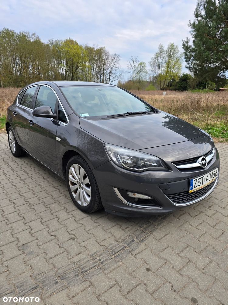 Opel Astra 1.4 T Cosmo - 2