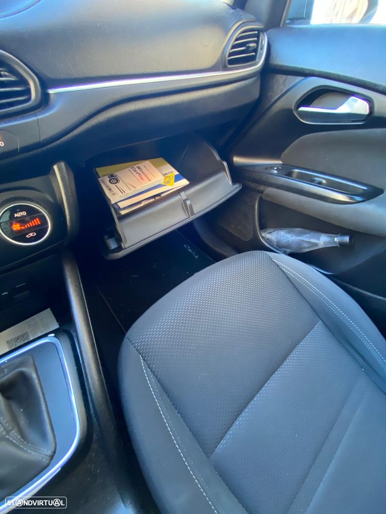 Fiat Tipo Station Wagon 1.6 M-Jet Lounge Tech J17 DCT - 12
