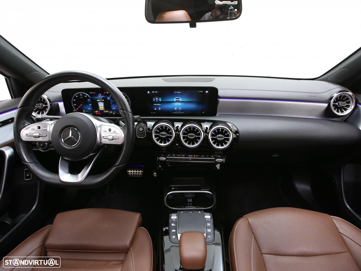 Mercedes-Benz A 250 Limousine e AMG Line - 6