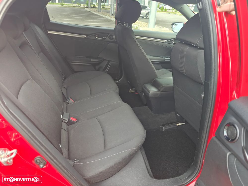 Honda Civic 1.0 i-VTEC Executive - 42