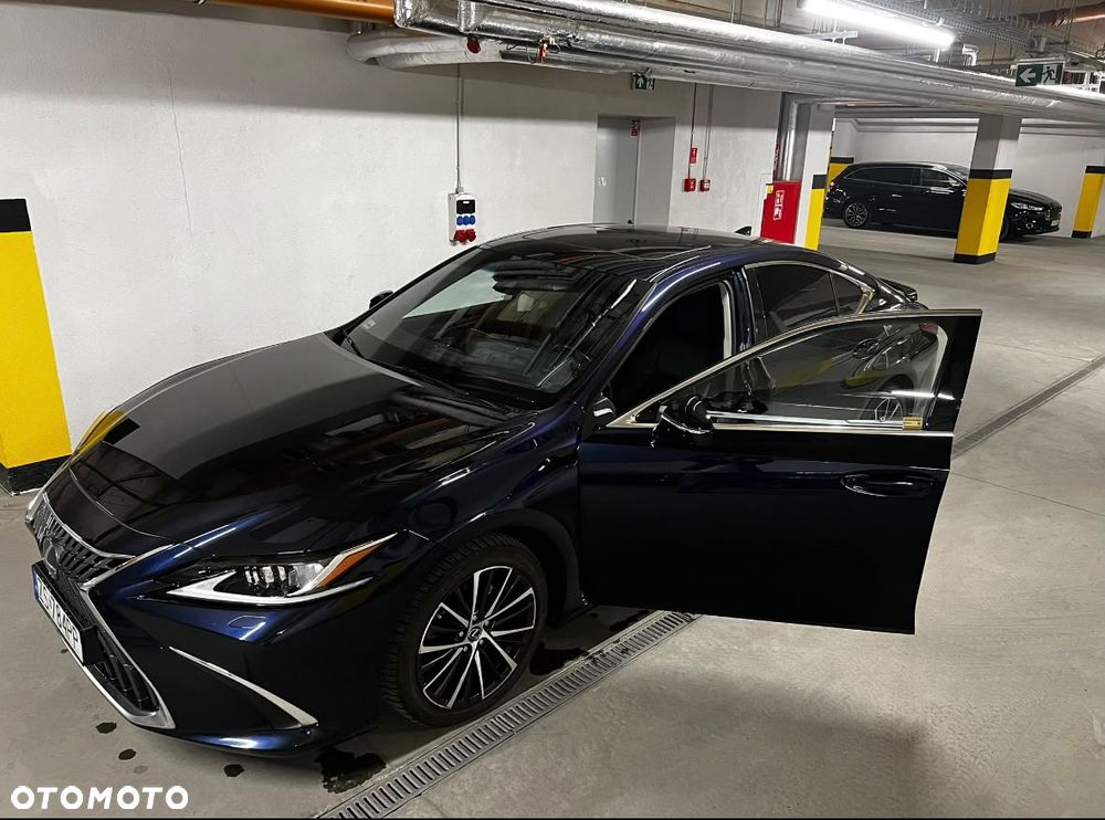 Lexus ES - 2