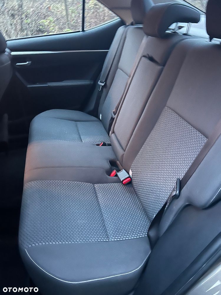 Toyota Corolla 1.6 Comfort MS - 13