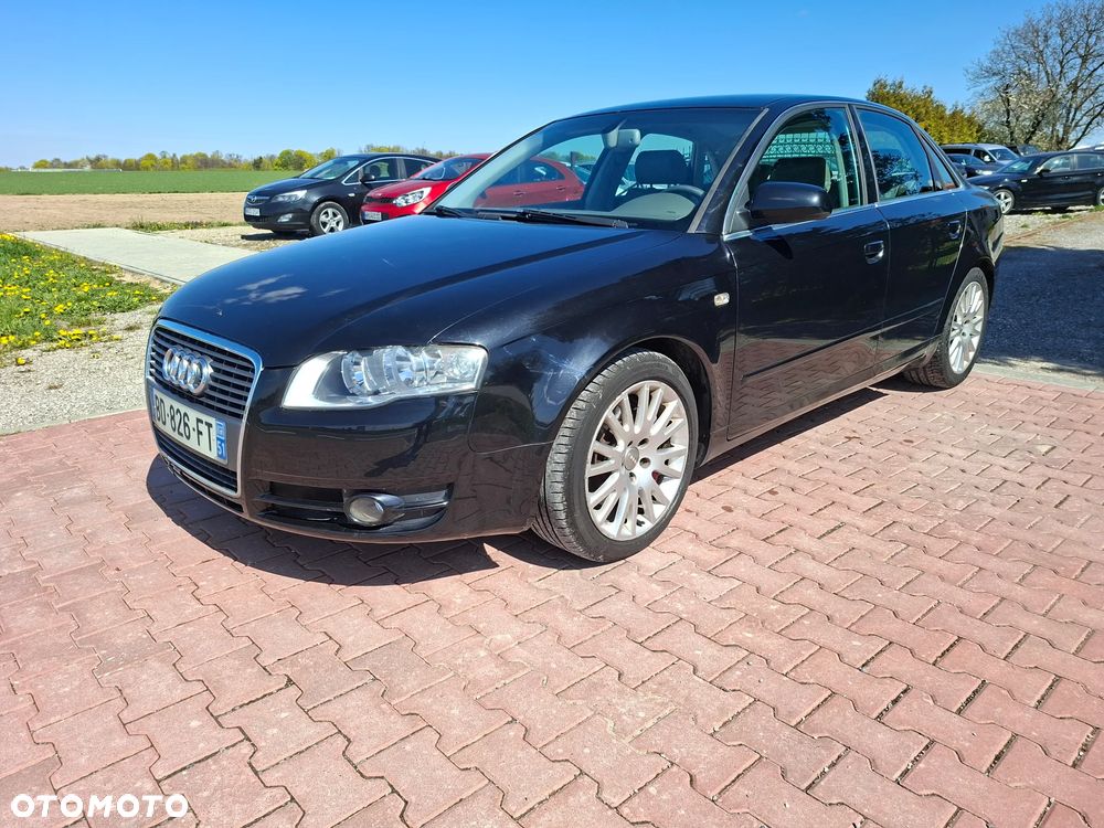 Audi A4 Limousine - 6