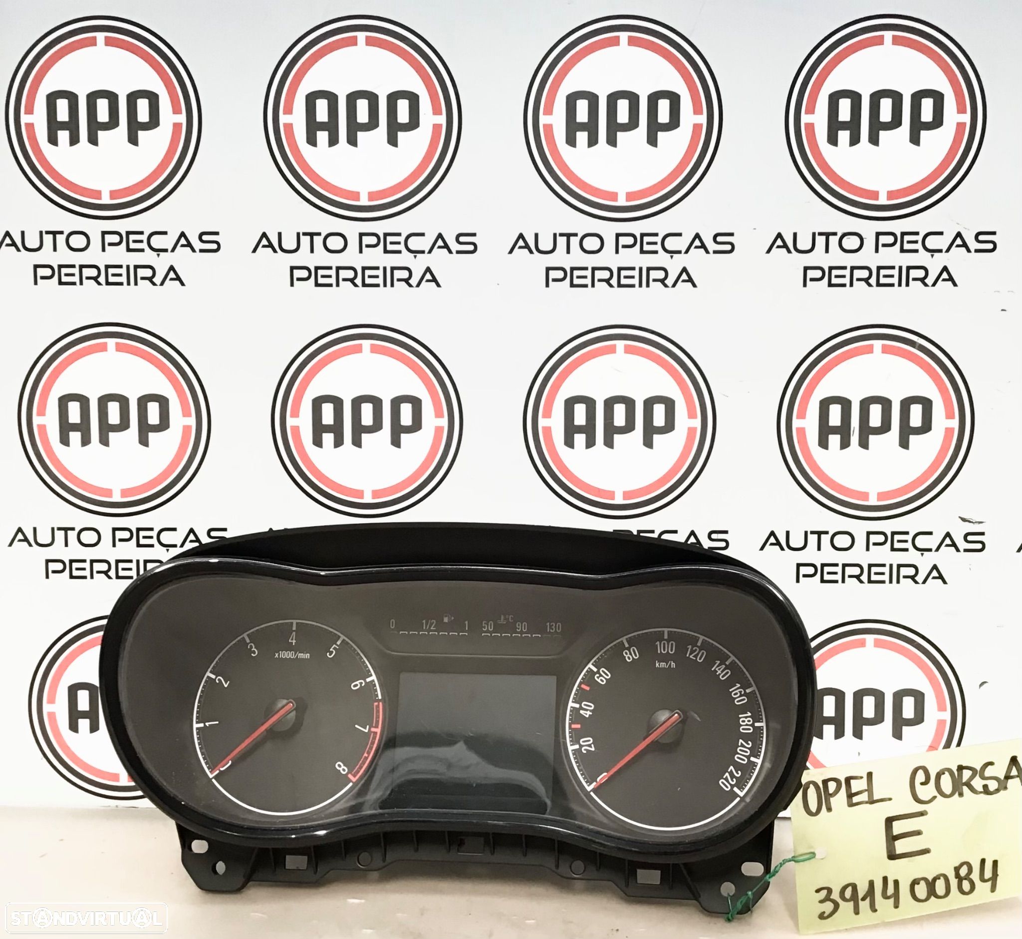 Quadrante Opel Corsa E 1.4 16V, referência 39140084 . - 1
