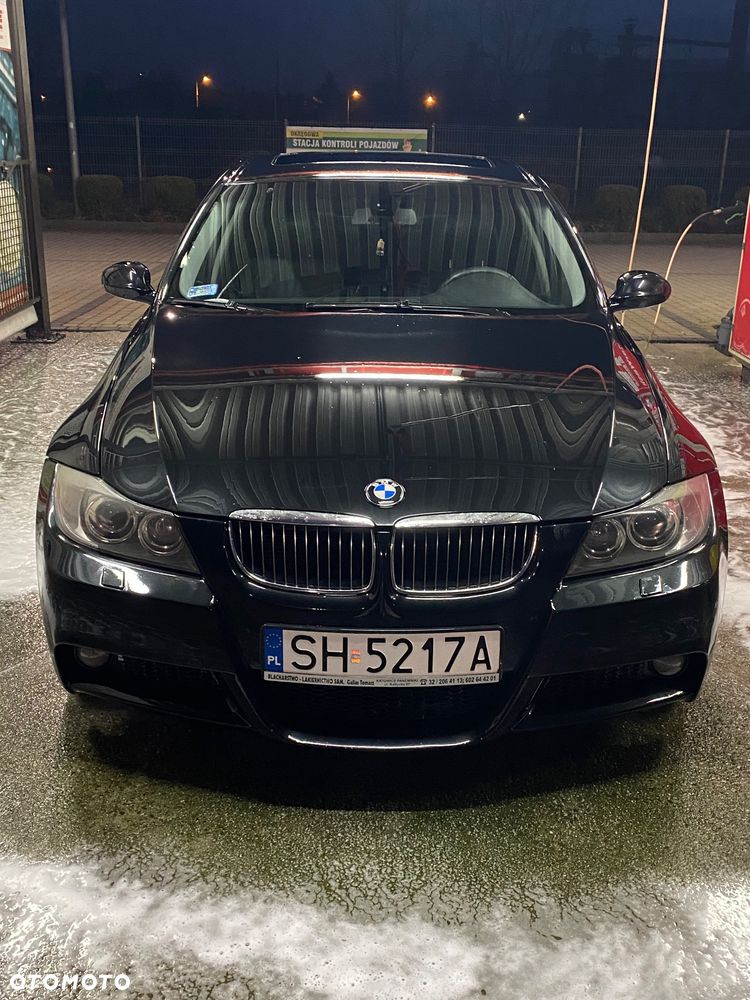 BMW Seria 3 325i - 25