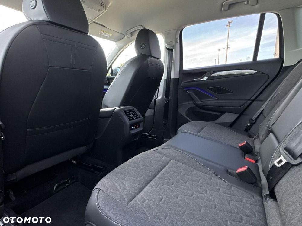Volkswagen Tiguan 1.5 eTSI Life DSG - 26