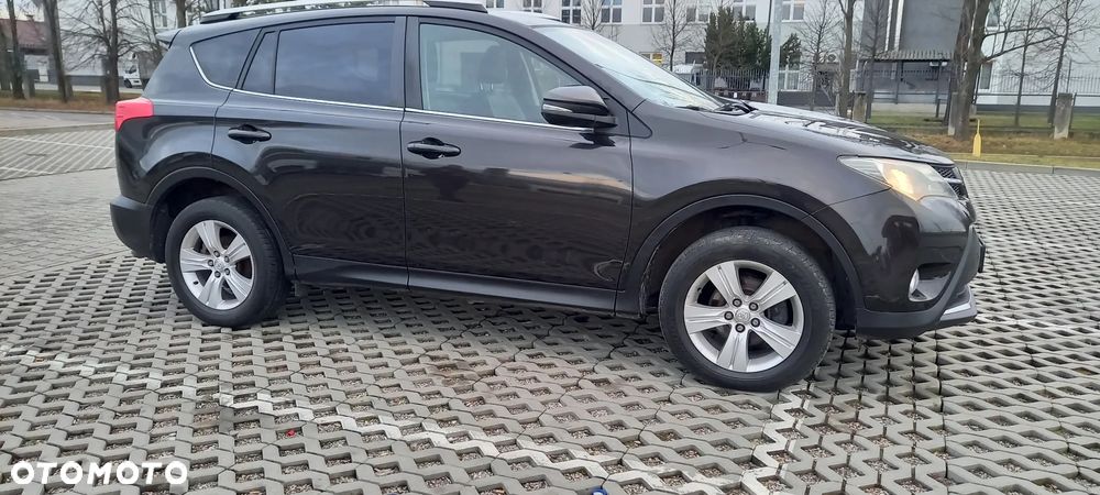 Toyota RAV4 2.0 D-4D 4x4 Executive - 17
