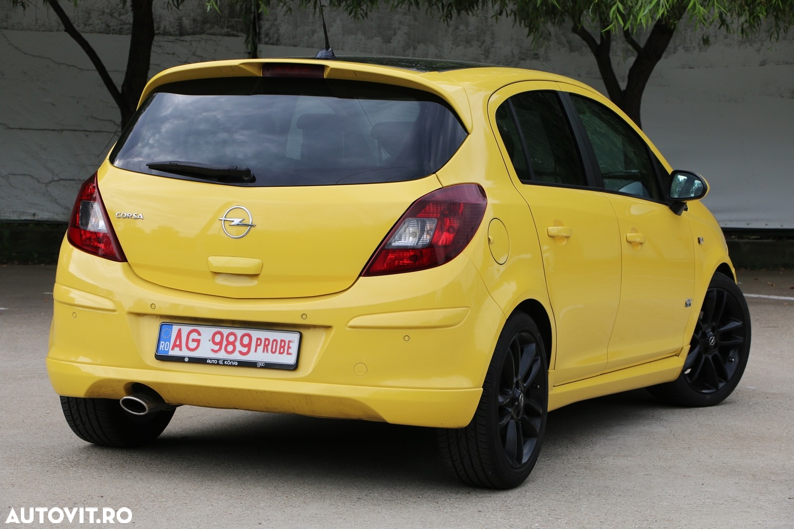 Opel Corsa 1.4 16V Edition 111 Jahre - 3